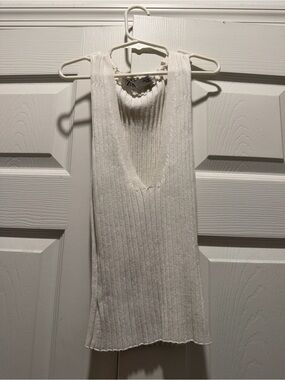 Zara Cream Ribbed V-Neck Sleeveless Knit Top